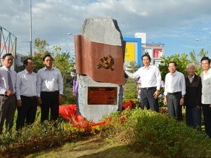 Khánh thành Bia tưởng niệm nơi treo cờ Đảng đầu tiên ở Bạc Liêu - ảnh 1